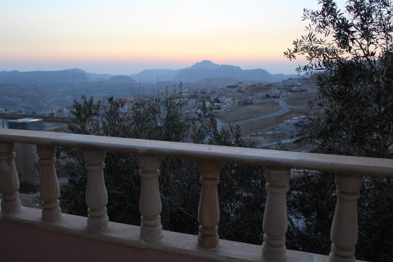 Petra Princess Balqees Hostel วาดี มูซา ภายนอก รูปภาพ